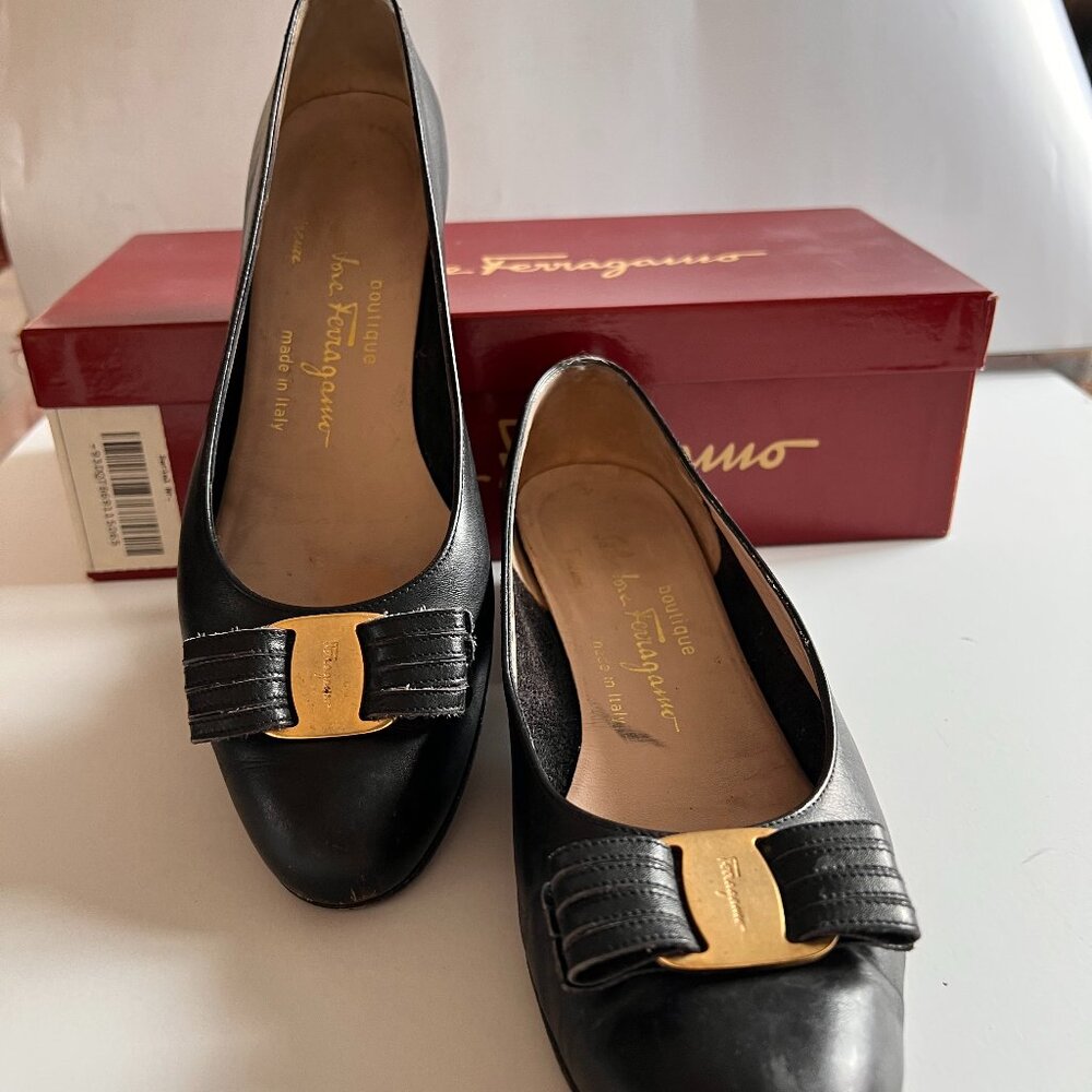 Salvatore Ferragamo Black Bow Women's shoes